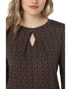 Liverpool Los Angeles 3/4 Sleeve Crew Neck with Cutout Pleated Front | Shirts & Tops 5 Liverpool Los Angeles 3/4 Sleeve Crew Neck with Cutout Pleated Front | Shirts & Tops -LiLo Clothes 9138g eJ5L. AC SR736920